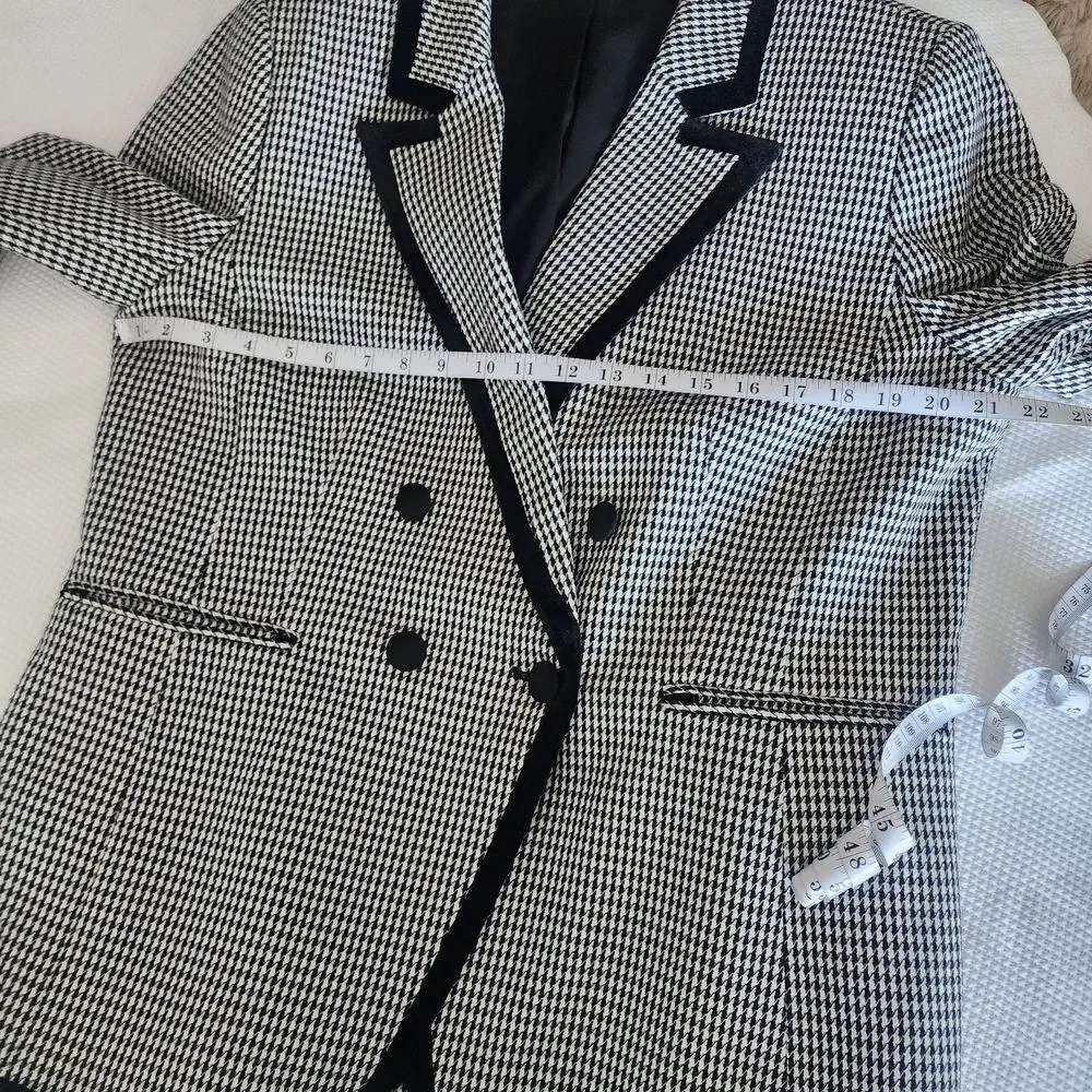 Preston & York chic houndstooth